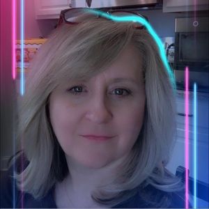 Meet your Posher, Sherry